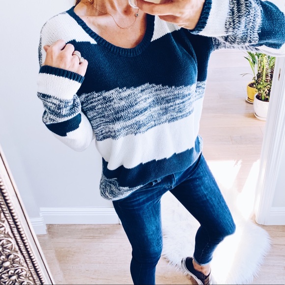 Asymmetrical Striped Marled Knit Sweater - Picture 2 of 6